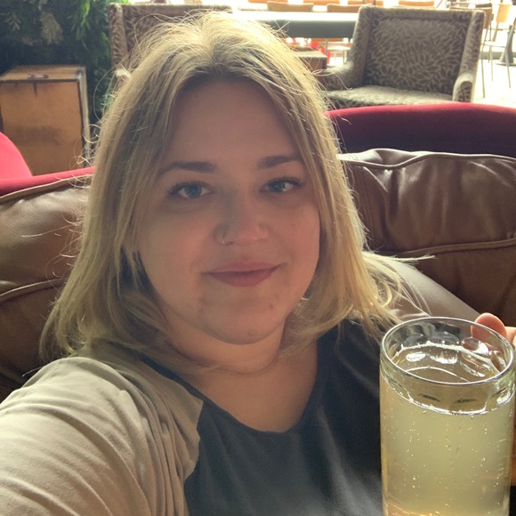 Meet your Posher, Loo - Picture 1 of 1